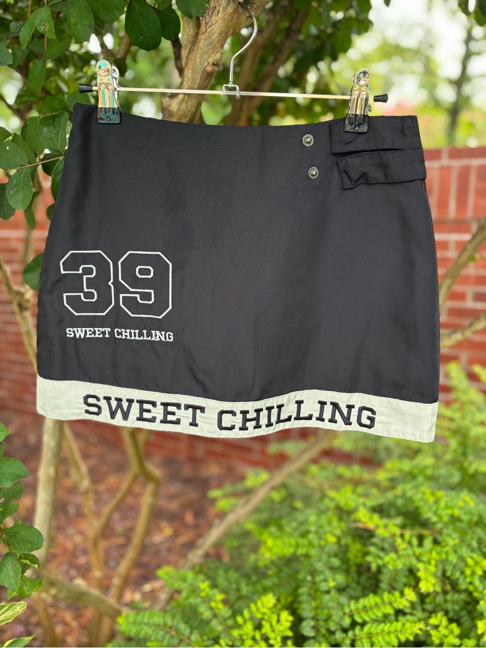 SWEET CHILLING Last Kiss Club Black Y2K Grunge-Chic Logo Mini Skirt Size S